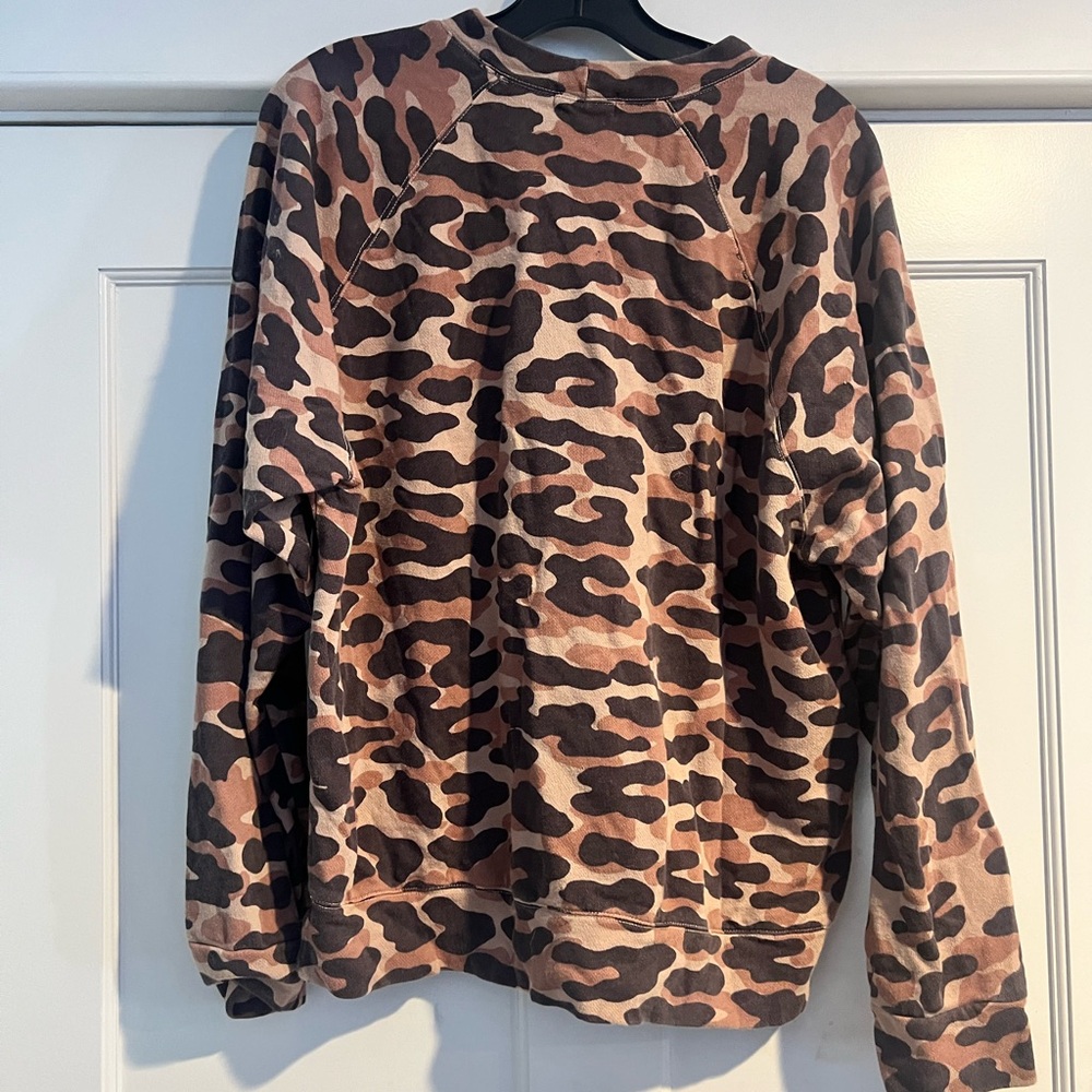 MONROW Animal Camo Print Sweatshirt - XL - Picture 5 of 12
